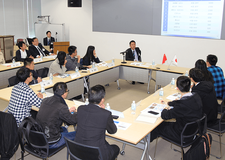 南京大学でのオープニング記念式典