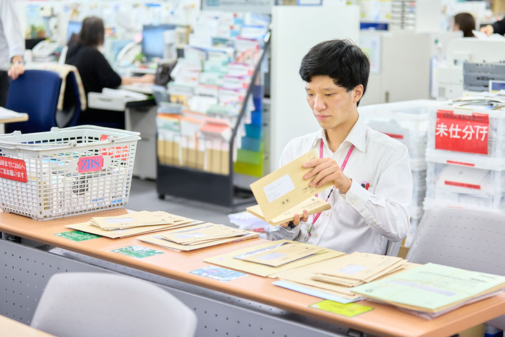 郵便・宅配物の仕分け、デリバリー業務